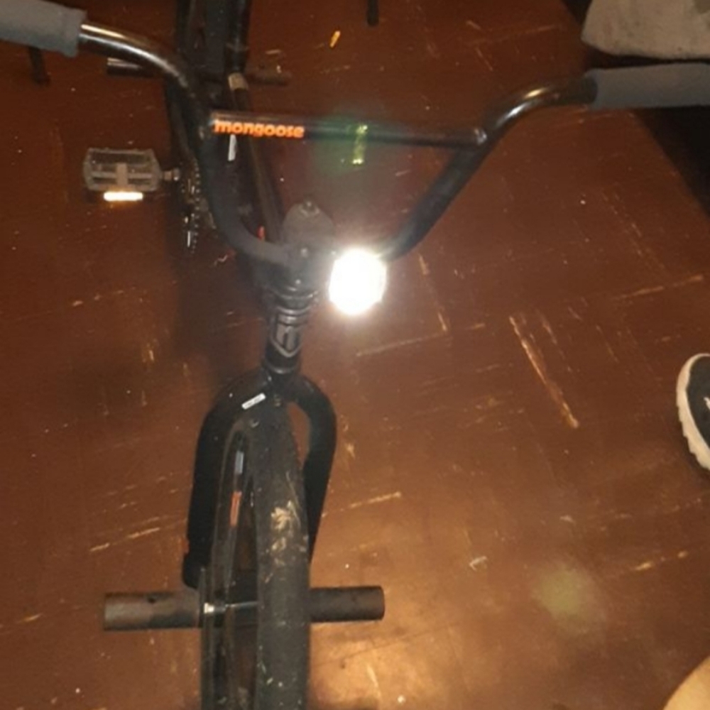 Bike - Picture 3 of 4